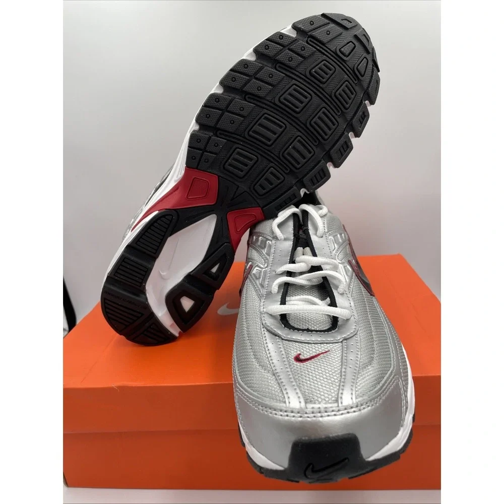 Nike men initiator